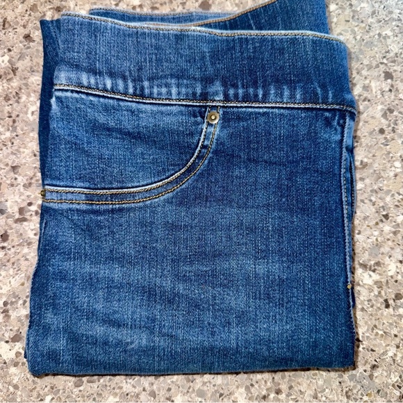 Spanx Jeans - Women's Medium Pull-On Shaping Skinny Distressed Denim Stretch - Picture 6 of 12